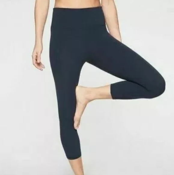 Athleta Elation Capri Leggings - Picture 1 of 4